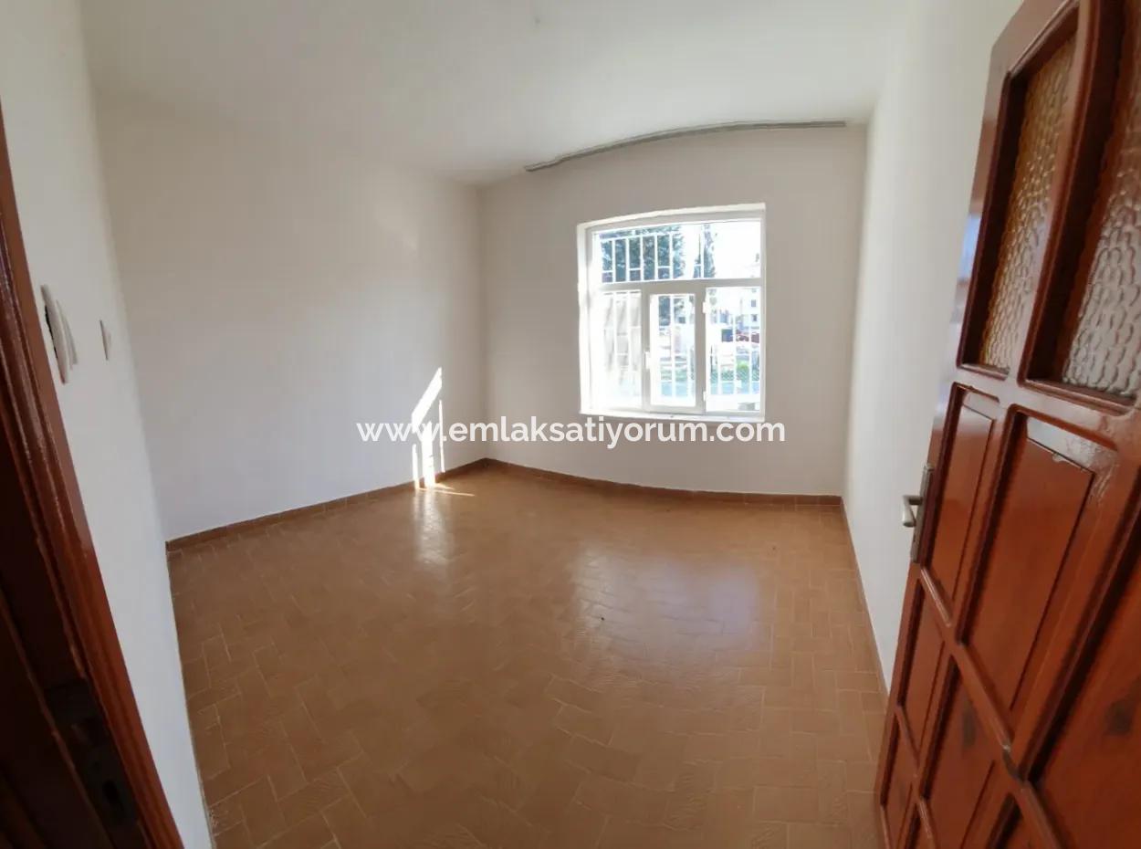 Schnäppchen 2-Stöckiges Einfamilienhaus Zum Verkauf In Ortaca Caylı