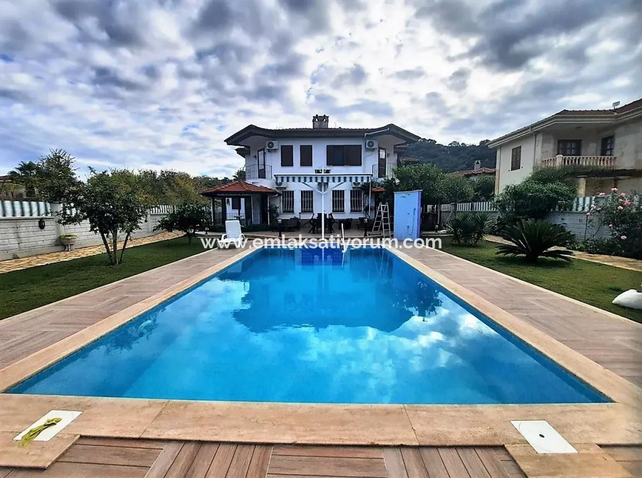 Mugla Dalyan 845 M2 Grundstück 6+ 2 Villen Mit Pool Zum Verkauf