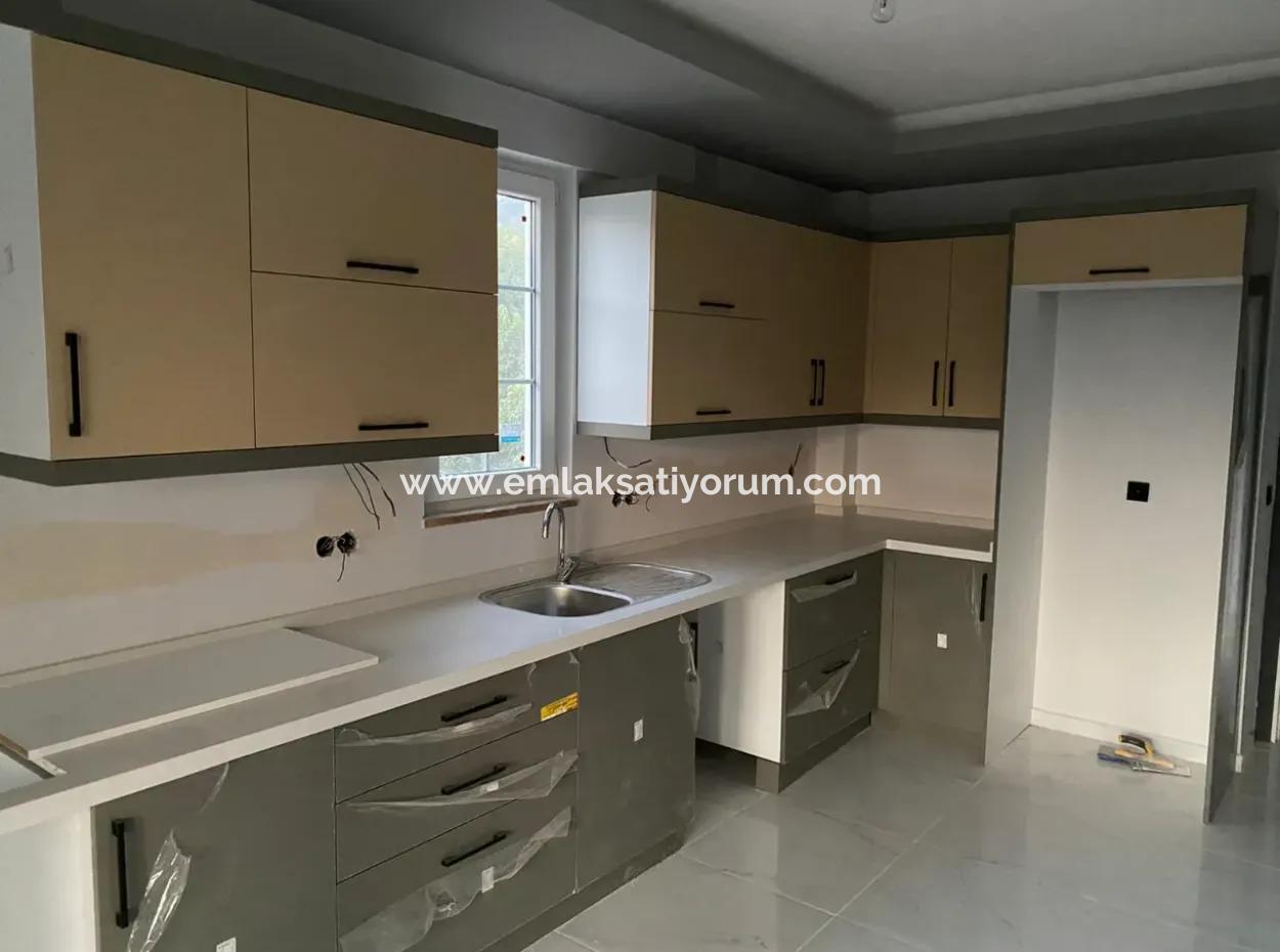 Mugla Ortaca 400 M2 Grundstück Freistehende Null 4+ 1 Villa Zum Verkauf