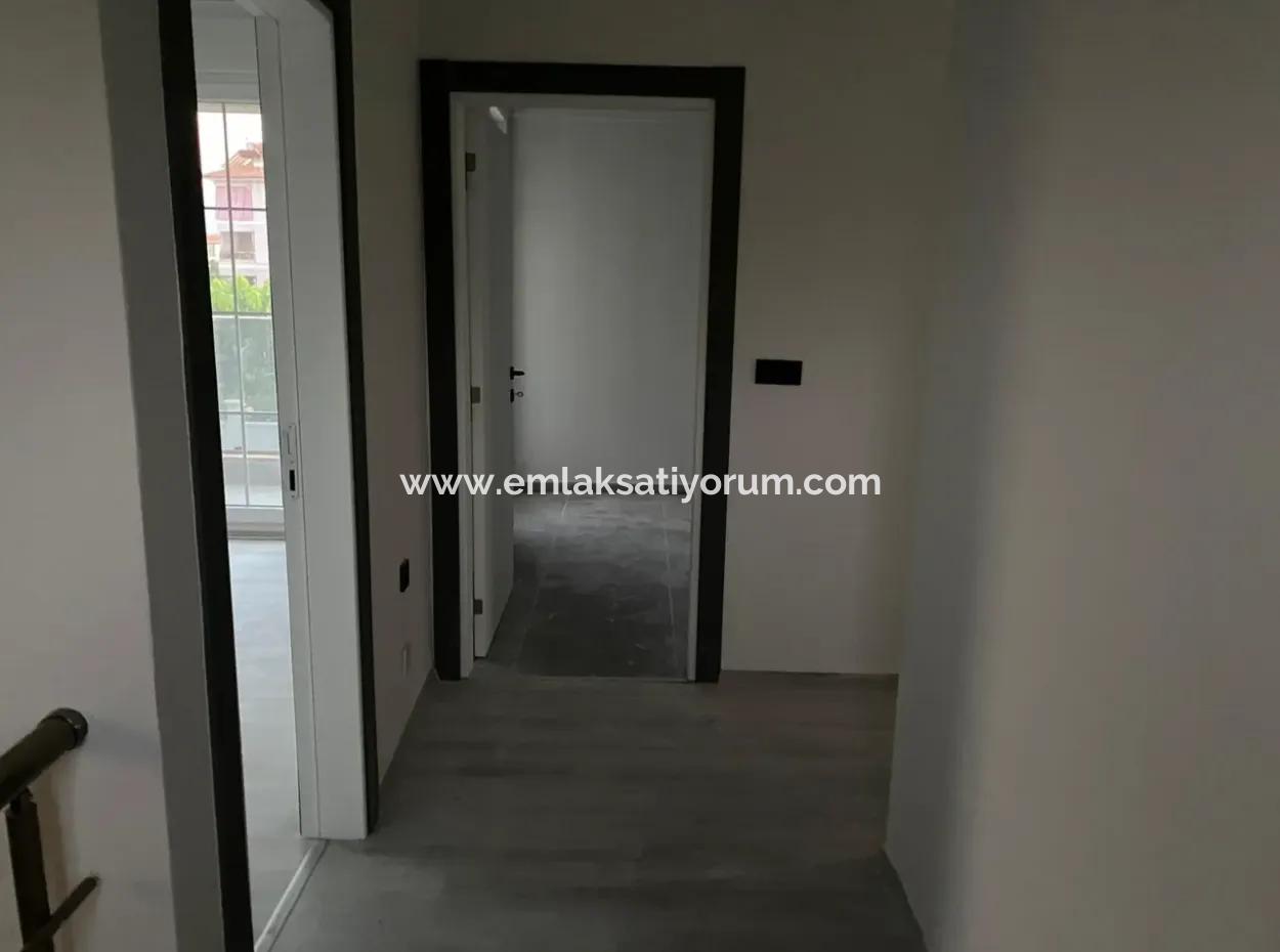 Mugla Ortaca 400 M2 Grundstück Freistehende Null 4+ 1 Villa Zum Verkauf