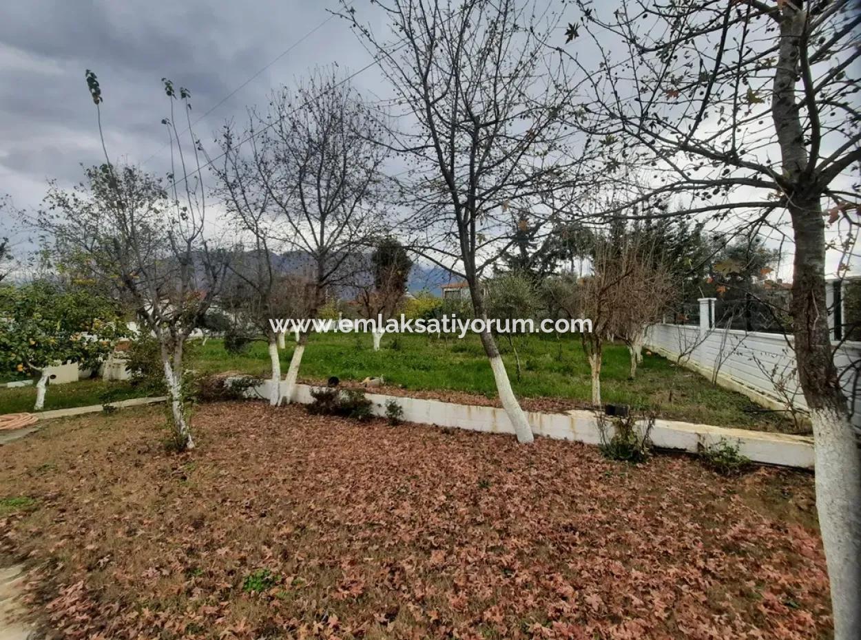 Villa Mit 200 M2 Seeblick Auf 1700 M2 Grundstück In Köyceğiz Zeytinalan Steht Zum Verkauf