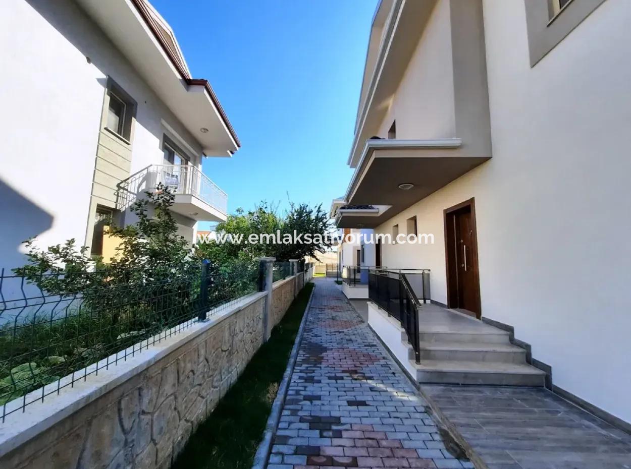 Fethiye Akarca Auch Null Schnäppchen 4 +1 Luxus Triplex Zum Verkauf