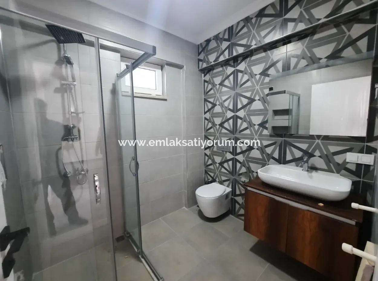 Köyceğizde In Der Nähe Des Sees Mit Schwimmbad 7 1 Freistehendes Triplex Zum Verkauf