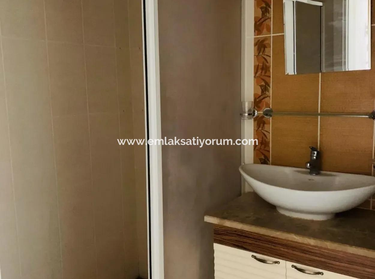 Oriya Mieten-Ein Geschäft Oder Wohnung