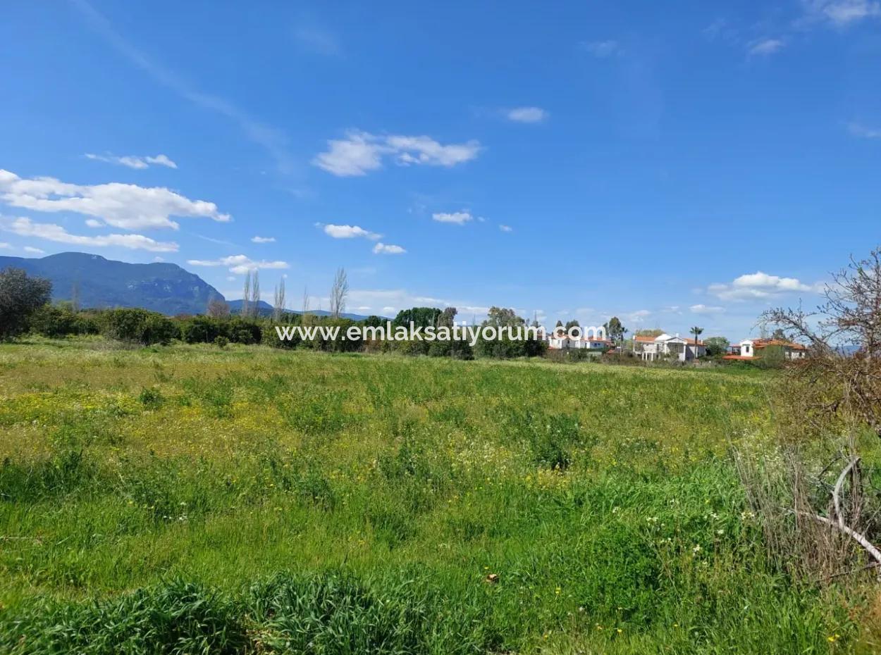 2 300 M2 Grundstück Geeignet Für Investitionen In Ortaca Okçular Marmarlı Zu Verkaufen