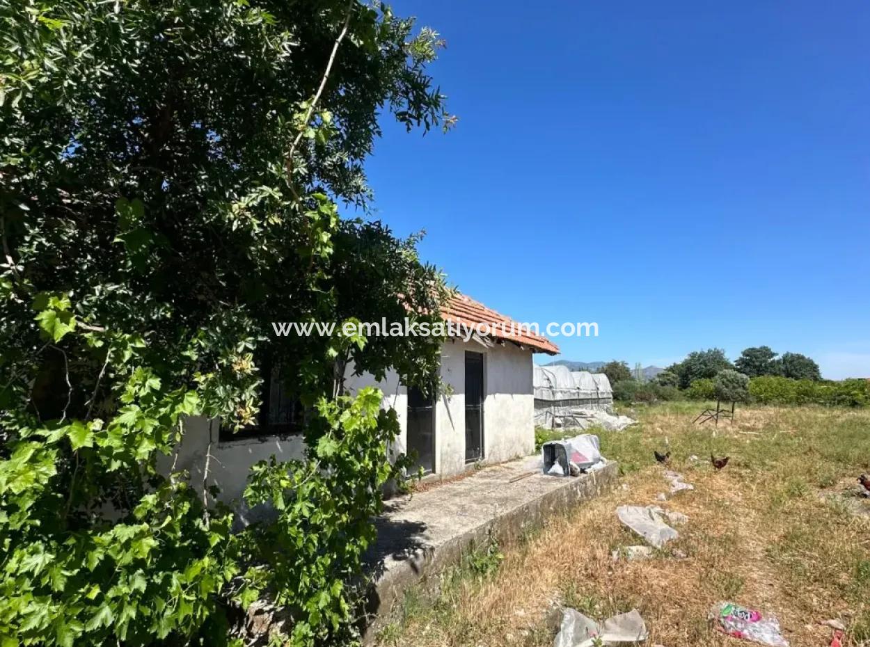 1073 M2 Grundstück Und Dorfhaus Zum Verkauf In Ortaca Ekşiliyurt
