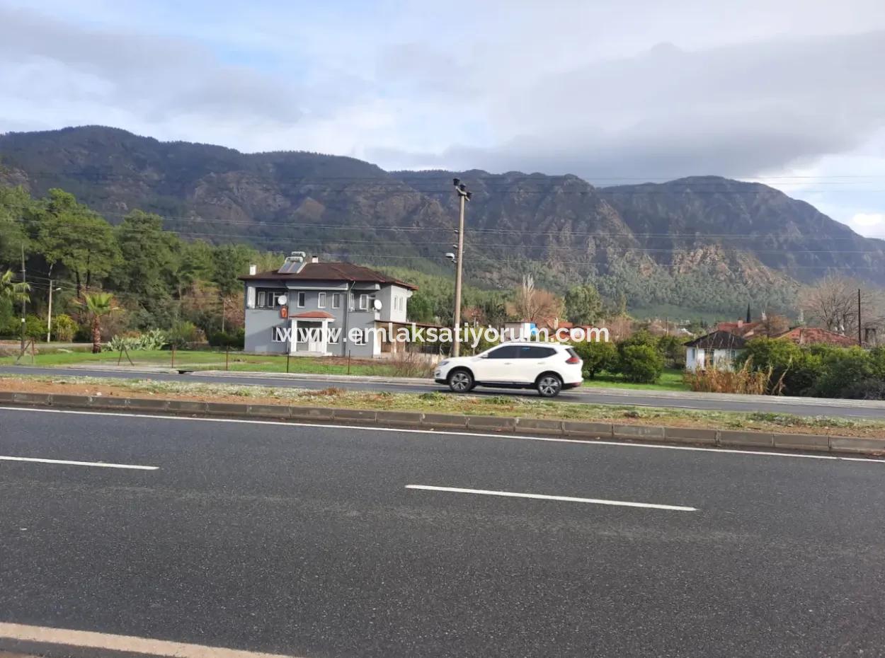 2.800 M² Gewerbe-/Wohngrundstück Zum Verkauf In Köyceğiz Toparlar Mit Blick Auf Die Hauptstraße