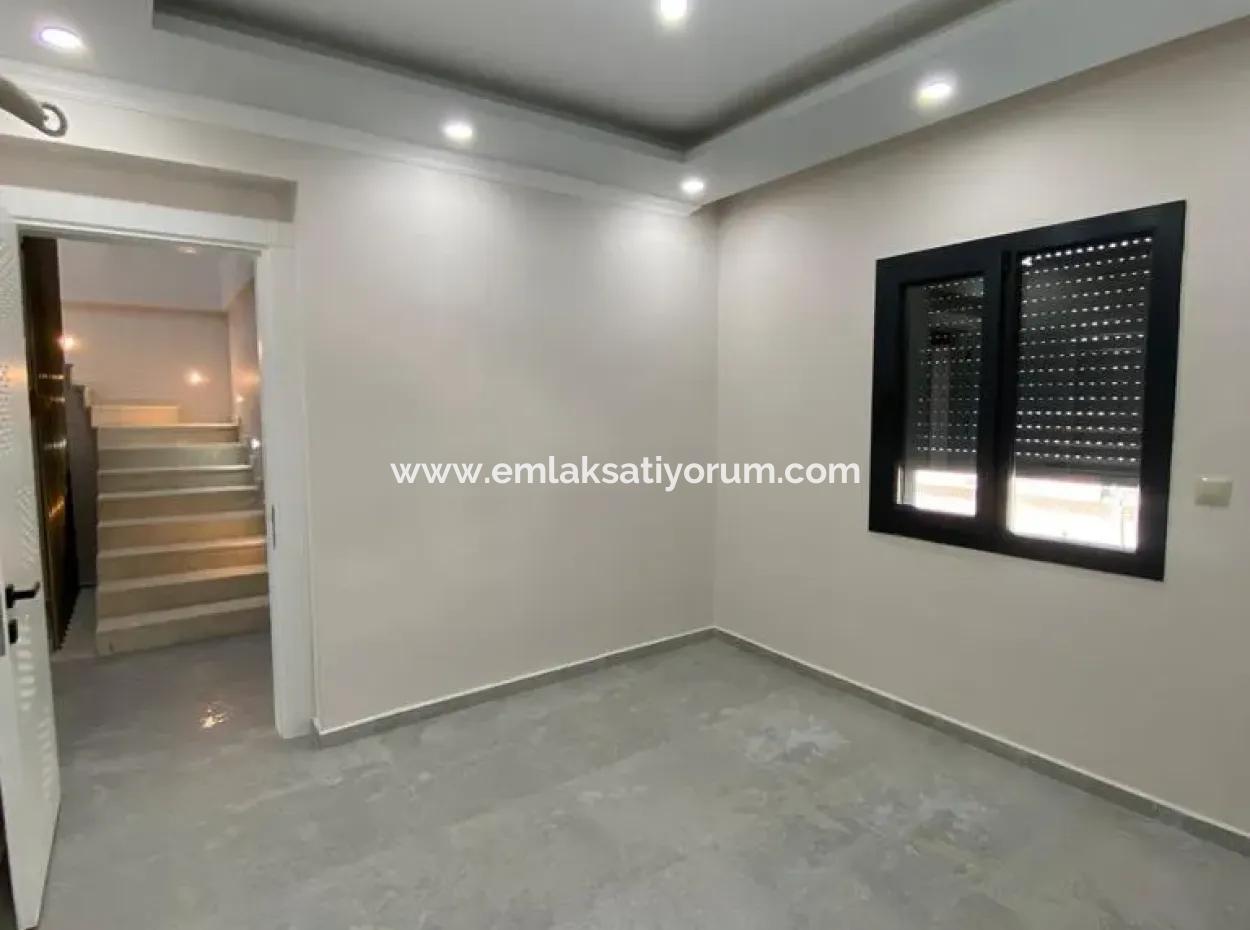 Brandneue Maisonette-Villa Mit Gemeinschaftspool Auf Einem 600 M2 Großen, Freistehenden Grundstück In Dalaman