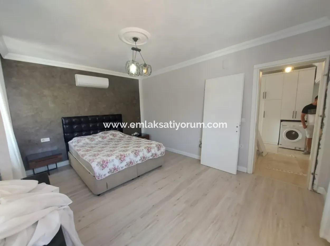 Auf Einem 500 M2 Großen Freistehenden Grundstück In Muğla Dalyan Stehen 2 Möblierte Wohnungen Von 220 M2 Zur Miete
