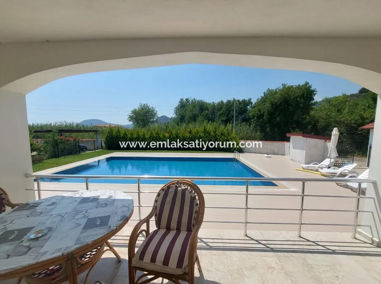 Luxus-Triplex Mit Swimmingpool Im 7 500 M2 Großen Granatapfelgarten In Mugla Dalyan