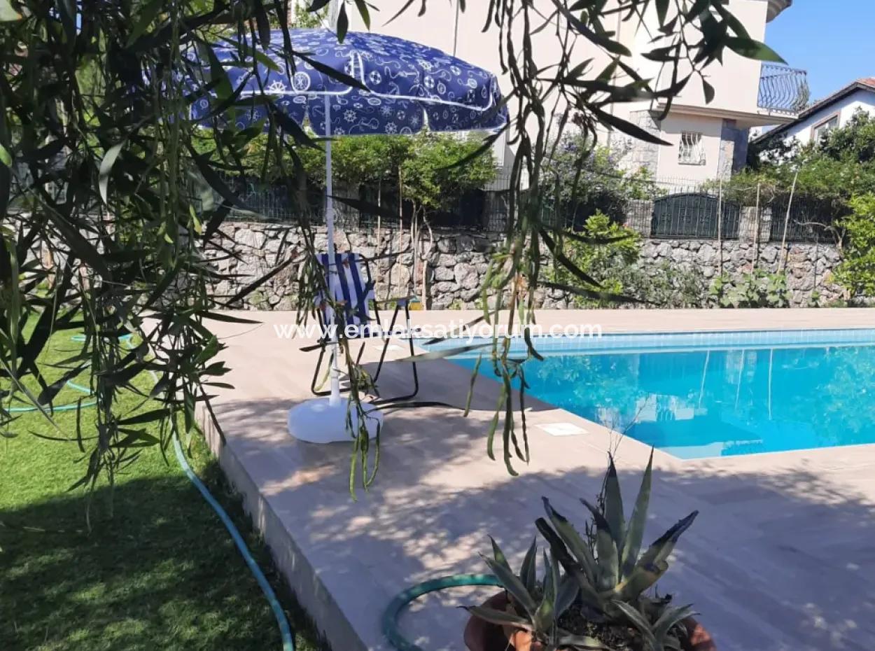 3 In 1 Maisonette-Villa Mit Pool Auf 780 M2 Grundstück Im Dalaman Zentrum