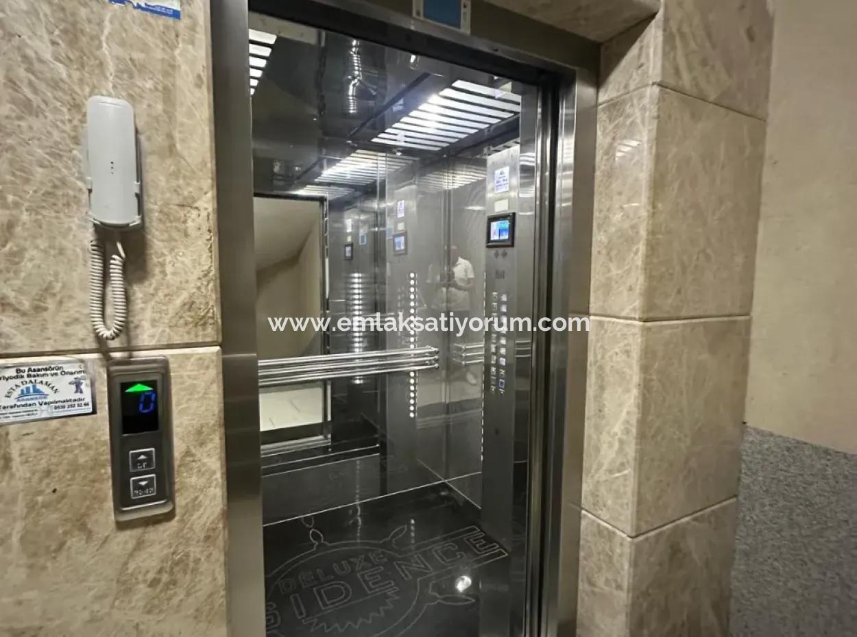 Residenz 3 In 1 Luxuswohnung Zu Verkaufen