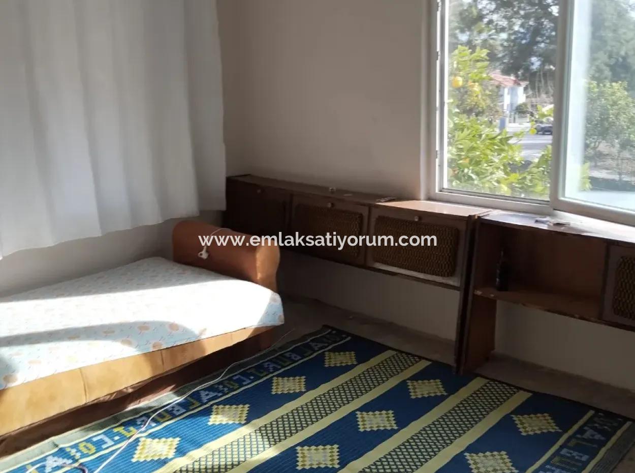 485 M² Zoniertes Grundstück Zum Verkauf In Muğla Ortaca Sarigerme Center – Dorfhaus Mit Lager