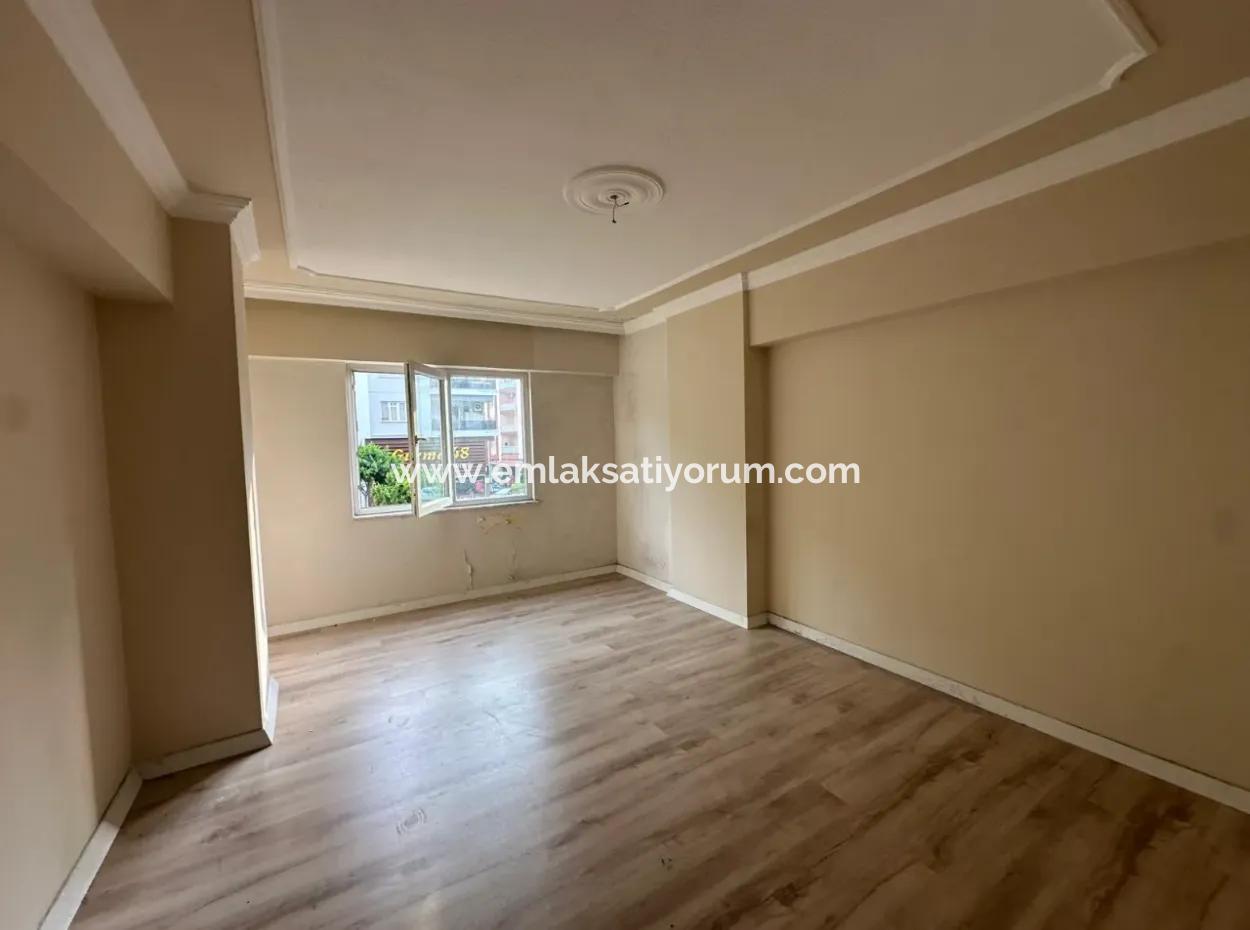 Boulevard-Fassade In Ortaca Zentrum 138 M2 3 1 Geräumige Wohnung Zu Vermieten