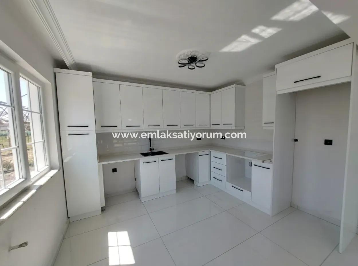 Ideal Für Ein Ruhiges Leben Mitten In Der Natur In Muğla Ortaca Eskiköy, 2 1 Einstöckiges Haus Zu Vermieten.