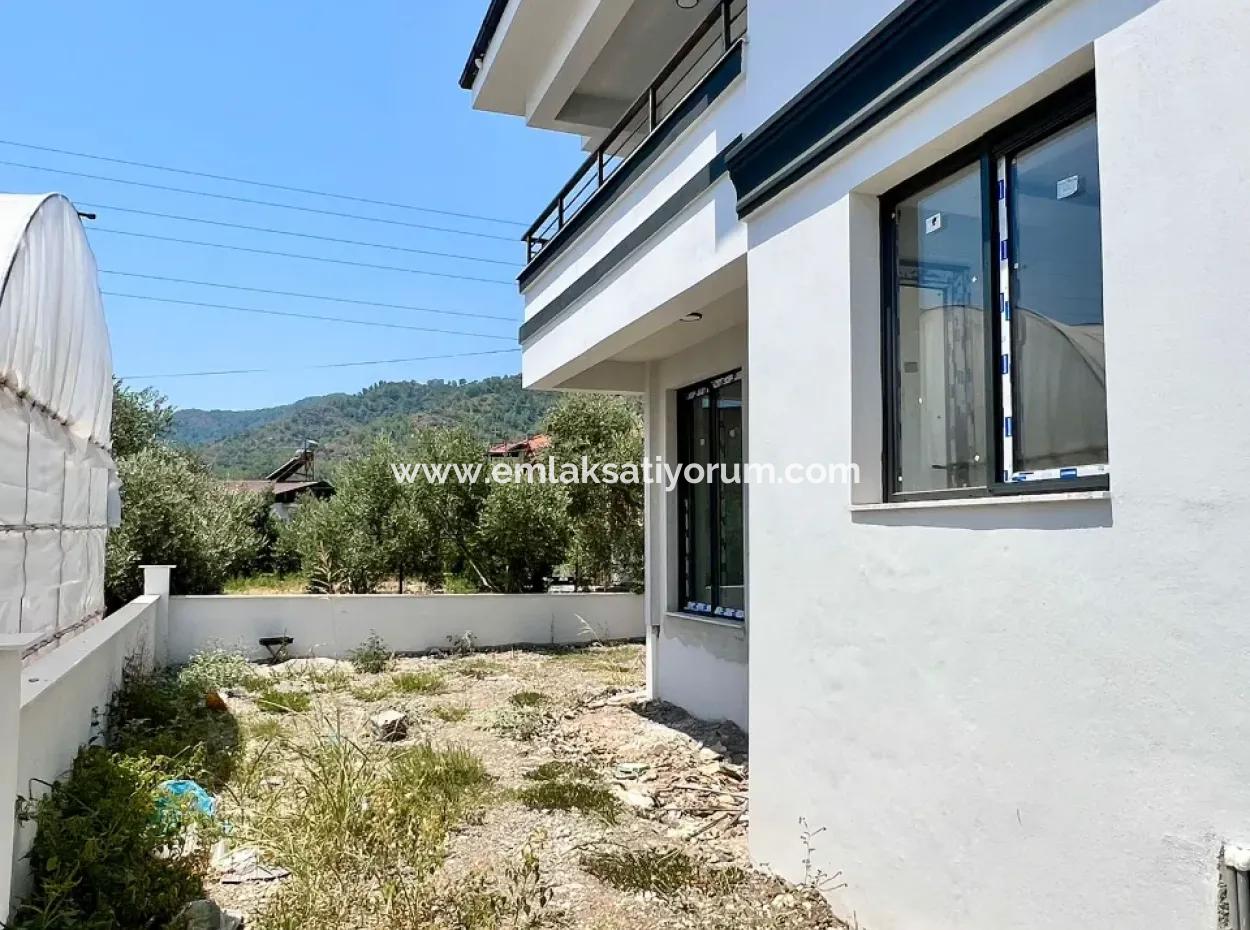 Hoher Eingang 1 1 Wohnung Zu Verkaufen In Ortaca Karaburun