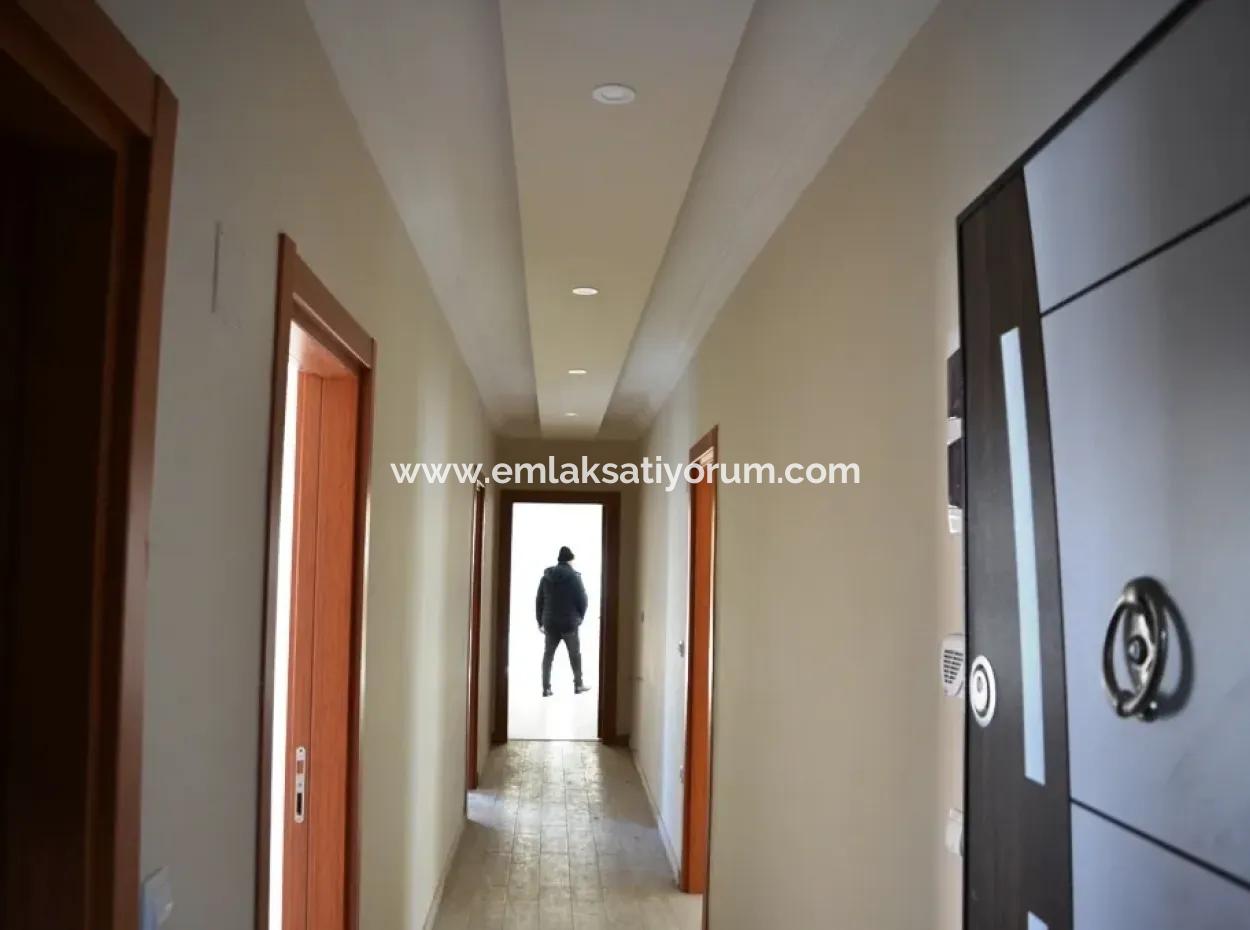 Wohnung Zum Verkauf In Dalaman In Der Mitte, 3 Null, 1, 155 M2