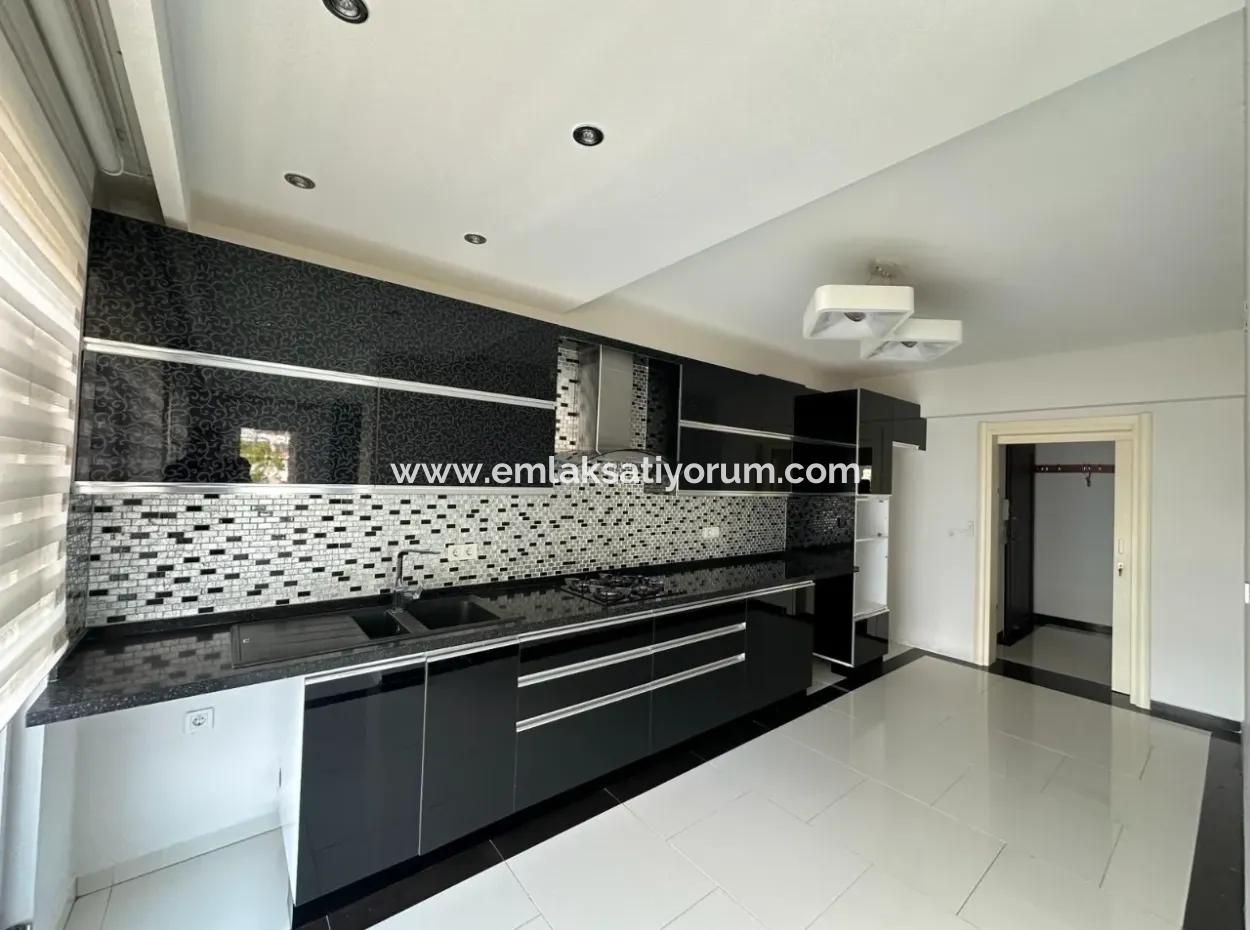 3 1 Luxus Boulevard Front Wohnung In Residenz Zu Verkaufen