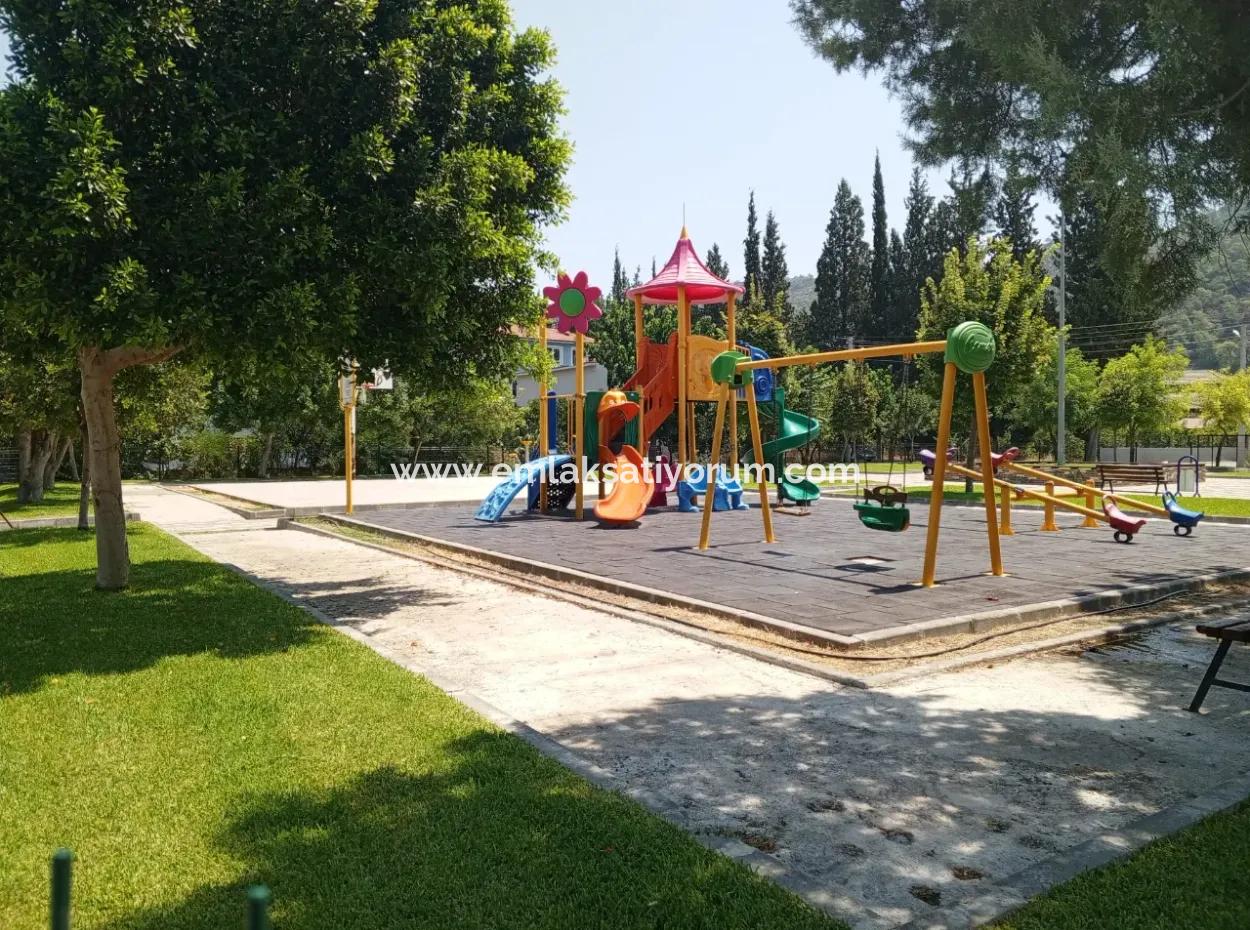 Zentrale Lage 430 M2 Grundstück Zum Verkauf In Ortaca Çaylı