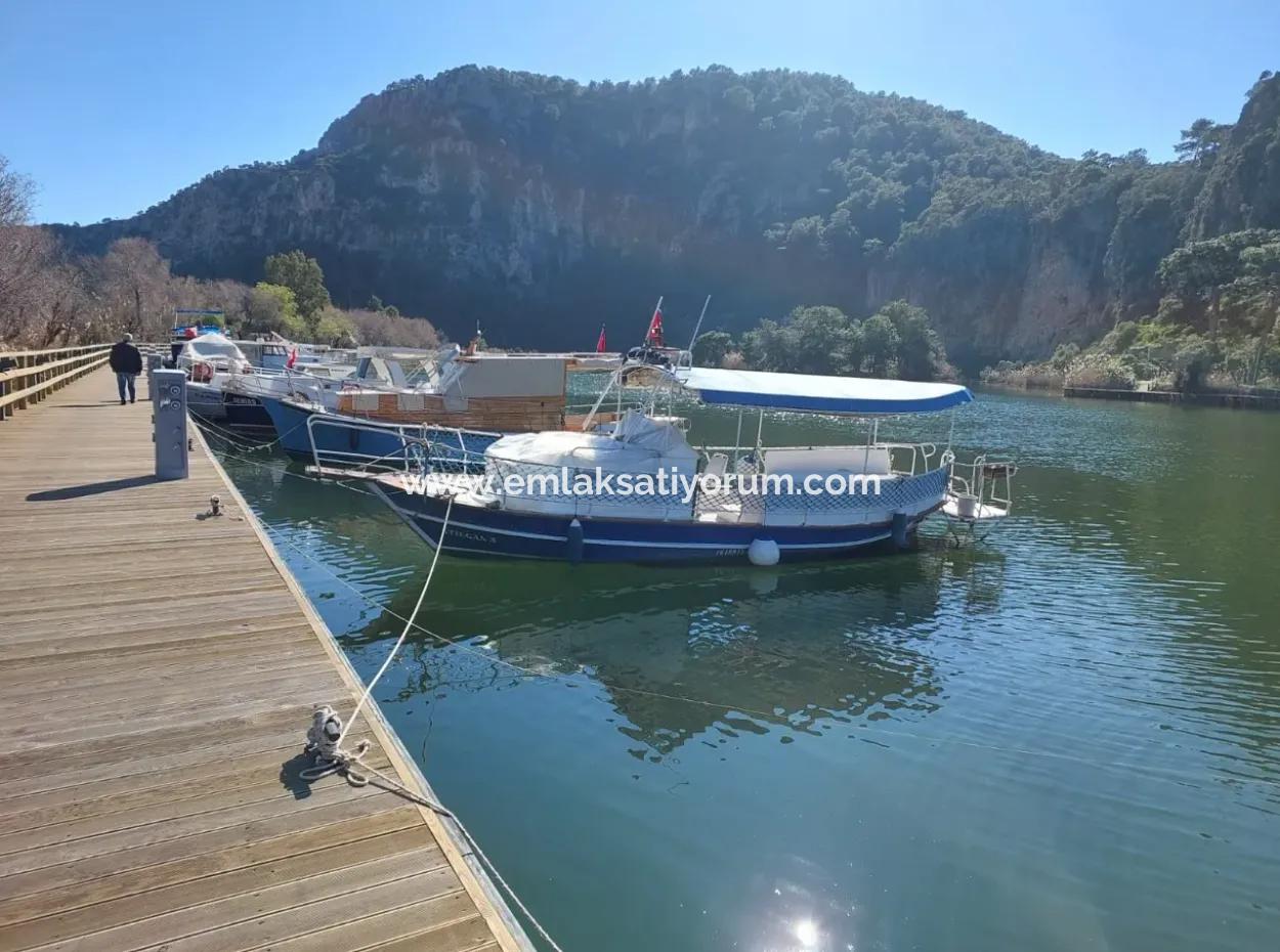 Muğla Dalyanda Canal Zero Einfamilienhaus Mit 5.000 M2 Und 250 M2 Baurechten Zum Verkauf