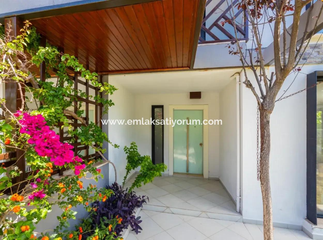 Möblierte Luxusvilla Mit Pool In Dalyan Für 6 Monate Mieten