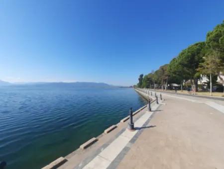 Köyceğizde In Der Nähe Des Sees Mit Schwimmbad 7 1 Freistehendes Triplex Zum Verkauf