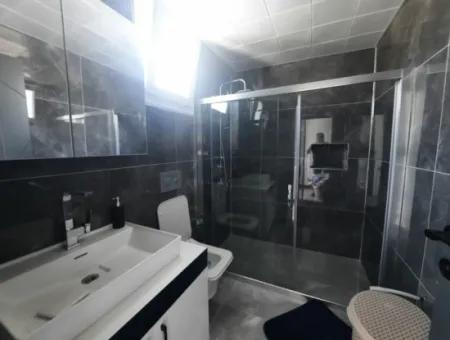 Zu Verkaufen Auf 290 M2 Grundstück In Ortaca Çaylı, Mit Swimmingpool, Möbliert, 4 1 Zero Duplex