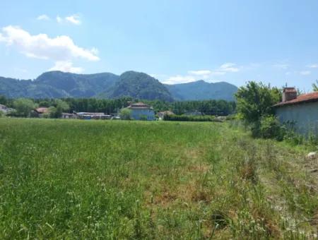 680M2 Schnäppchengrundstück, Das Sich Für Investitionen Eignet, Zum Verkauf An Der Grenze Von Dalyan In Ortaca Okçular