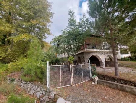 Freistehendes 260 M2 Zoniertes Grundstück Zum Verkauf Im Zentrum Des Köyceğiz-Plateaus