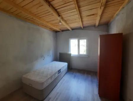 2 1 Häuser Und 200 M2 Scheune Auf 5 000 M2 Freistehendem Grundstück In Çameli Kızılyaka Zu Verkaufen