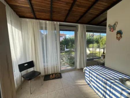 Eine 130 M² Große Villa Zum Verkauf Auf Einem 417 M² Großen Grundstück In Ortaca Mergenli