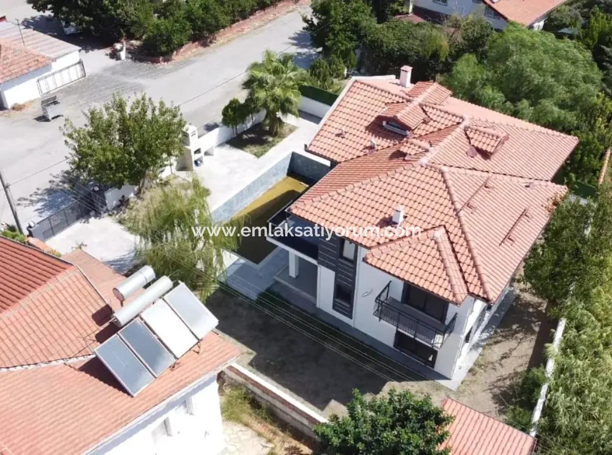 Mugla Dalyan 520 M2 Land 230 M2 5+ 1 Ultra Luxury Villa For Sale