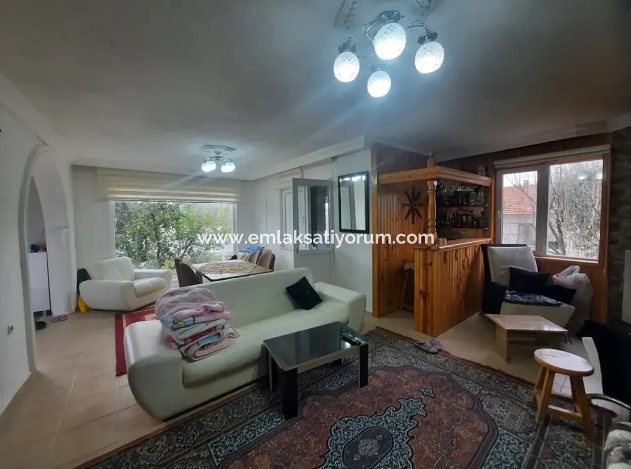 Villa With 200 M2 Lake View On 1700 M2 Land In Köyceğiz Zeytinalan Is For Sale