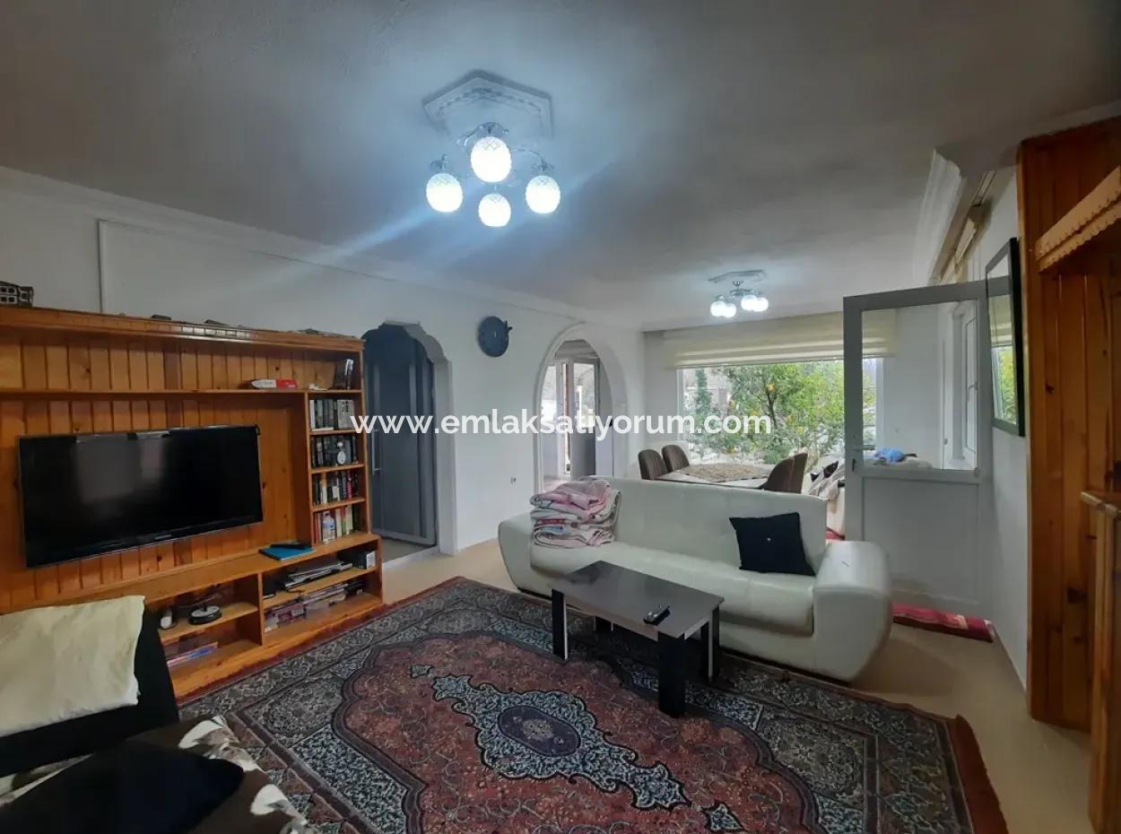 Villa With 200 M2 Lake View On 1700 M2 Land In Köyceğiz Zeytinalan Is For Sale