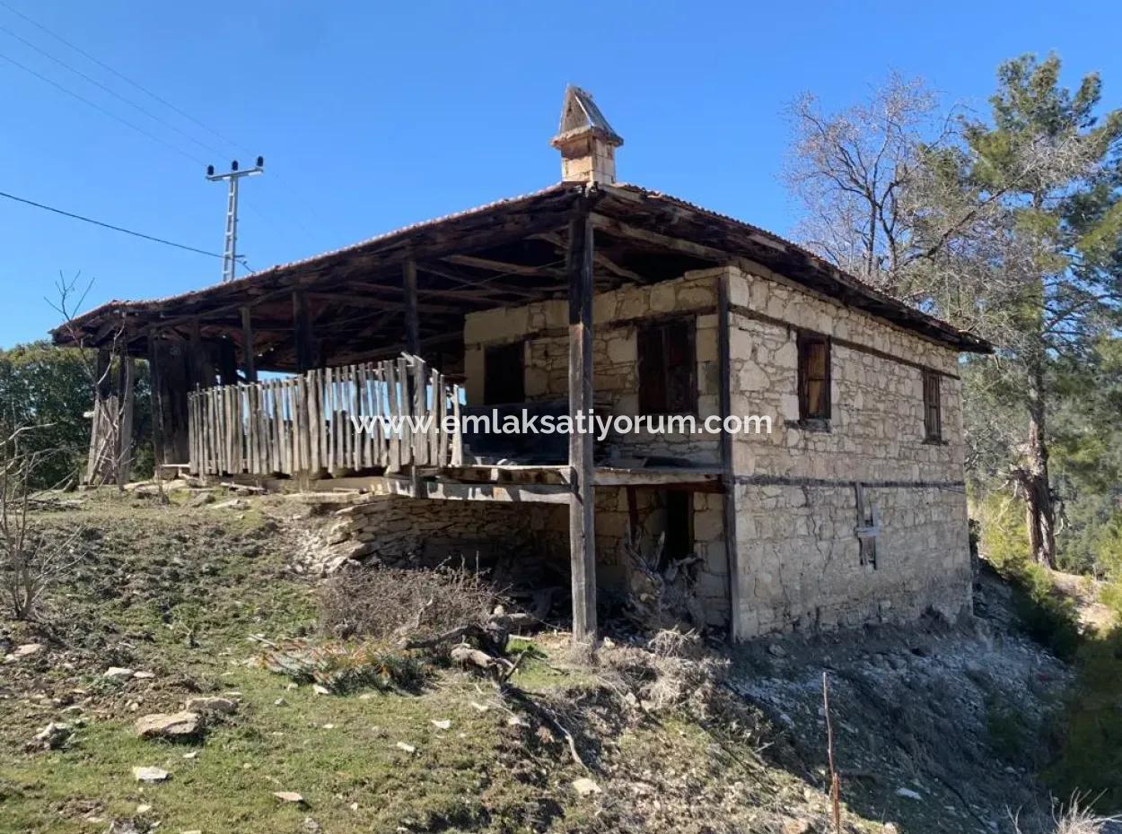 Land With 2 Houses In Denizli Çameli Ericek For Sale