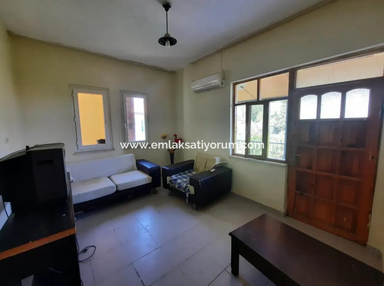 Muğla, Ortaca Dalyanda 2Nd Floor Of 2-Storey House In Detached Garden For Rent
