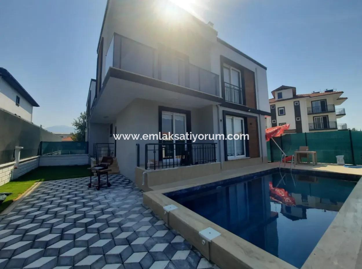 For Sale In 290 M2 Land In Ortaca Çaylı, With Swimming Pool, Furnished, 4 1 Zero Duplex