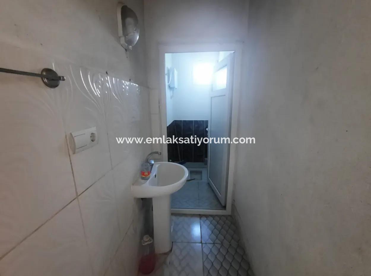 5 000 M2 Land In Çameli Kızılyaka 2 In 1 Detached House, And Barn For Rent