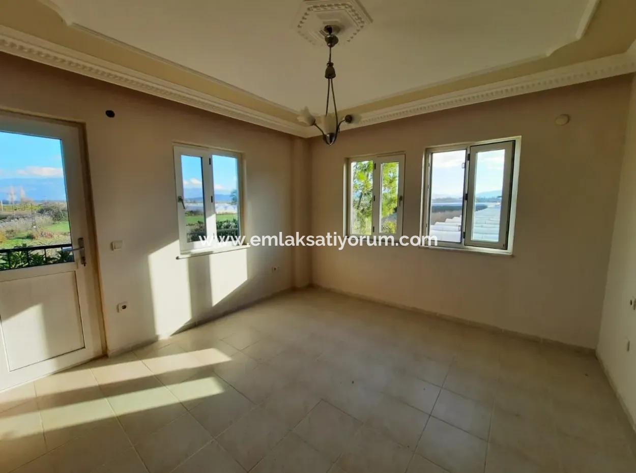 130M2, 3 In 1 Unfurnished Apartment For Rent In Muğla Ortaca Eskiköy