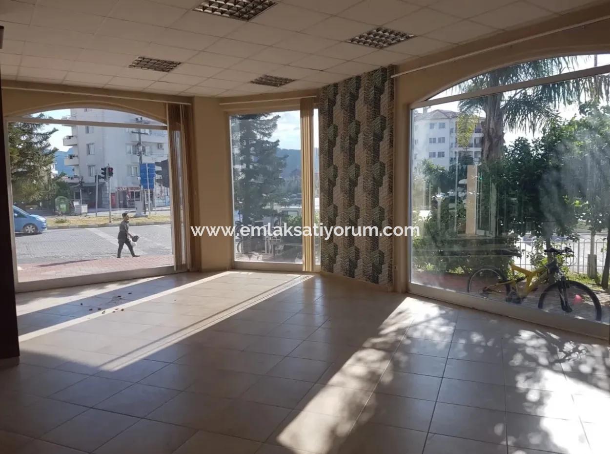 The Head Of The Corner, At The Edge Of The Carriageway Oriya Dalyan Rental Shop 120 M2