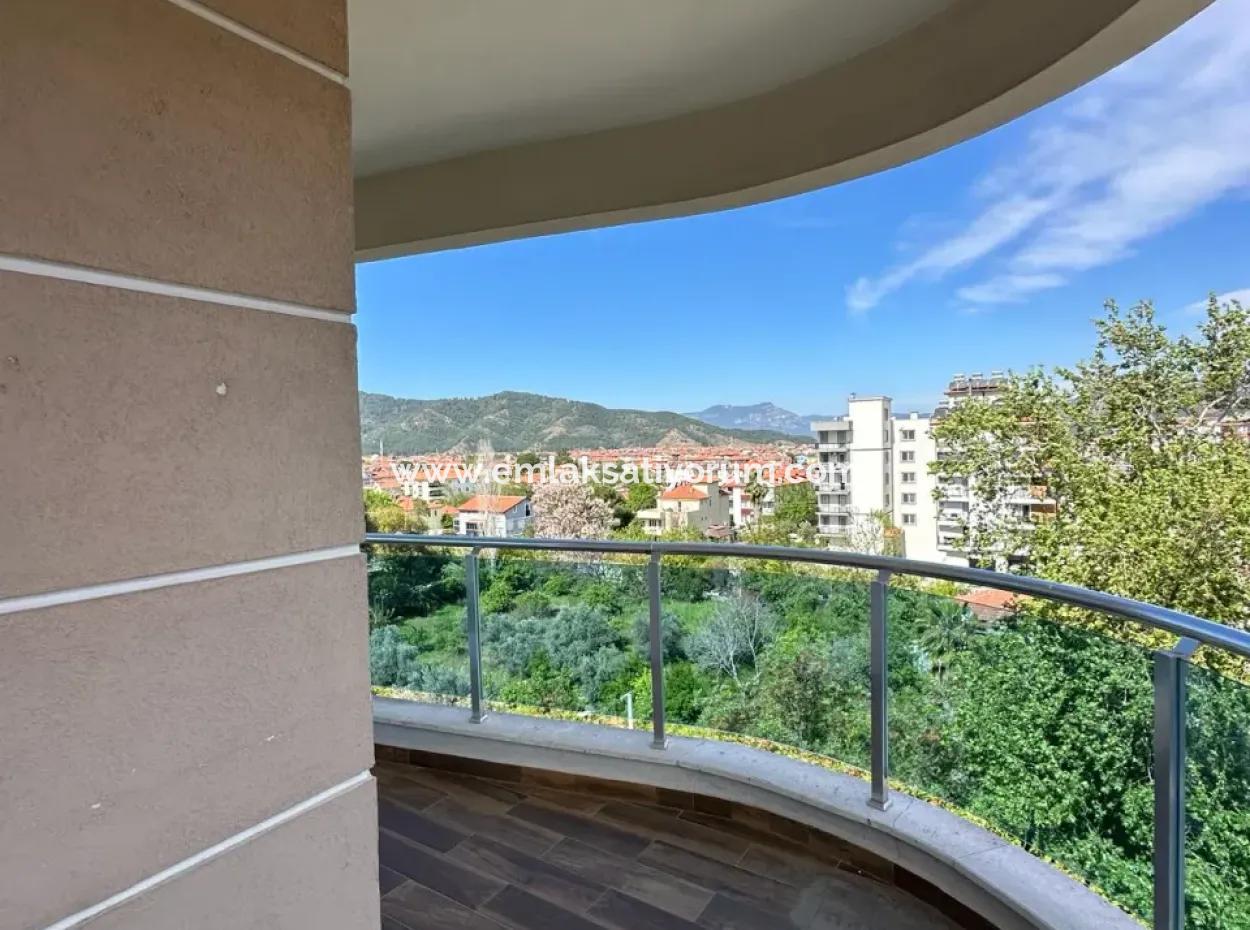 Residence 3 1 Luxury Boulevard Front Apartment For Rent