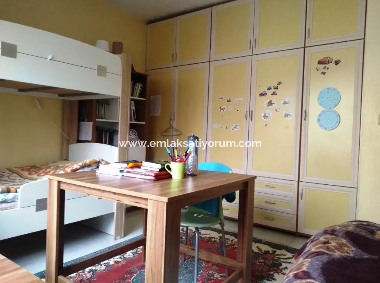 Oriya For Sale, Bargain Or Barter Detached 2 Apartment