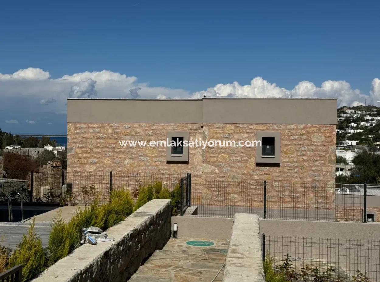 Mugla Bodrum Gundogan Sea View 4 1 Zero Duplex For Sale