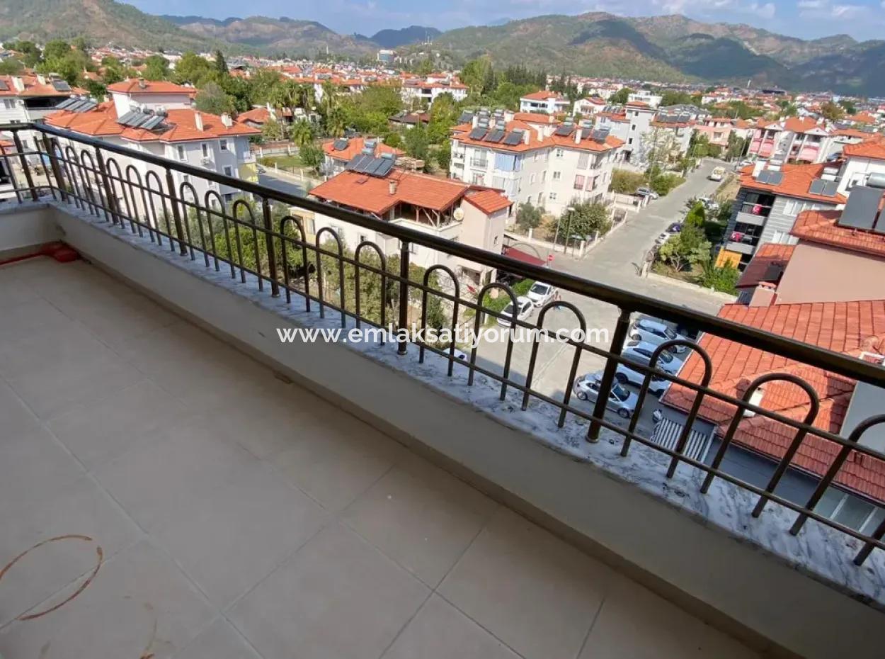 For Sale In The Center Of Ortaca 3 1 165M2 Apartment With Heating.