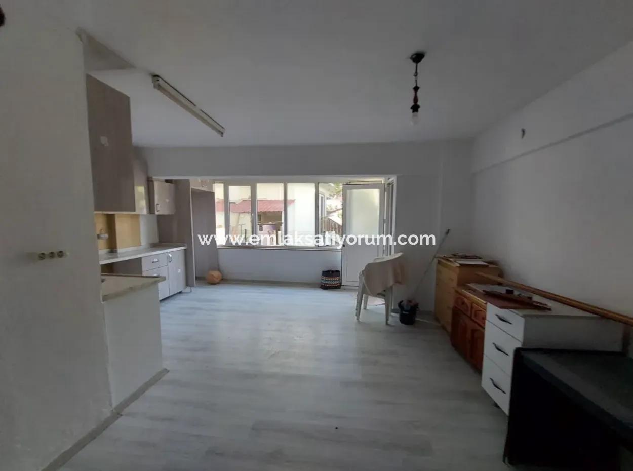 Unfurnished 2 1, 80M2 Apartment For Rent In The Center Of Ortaca Dalyan