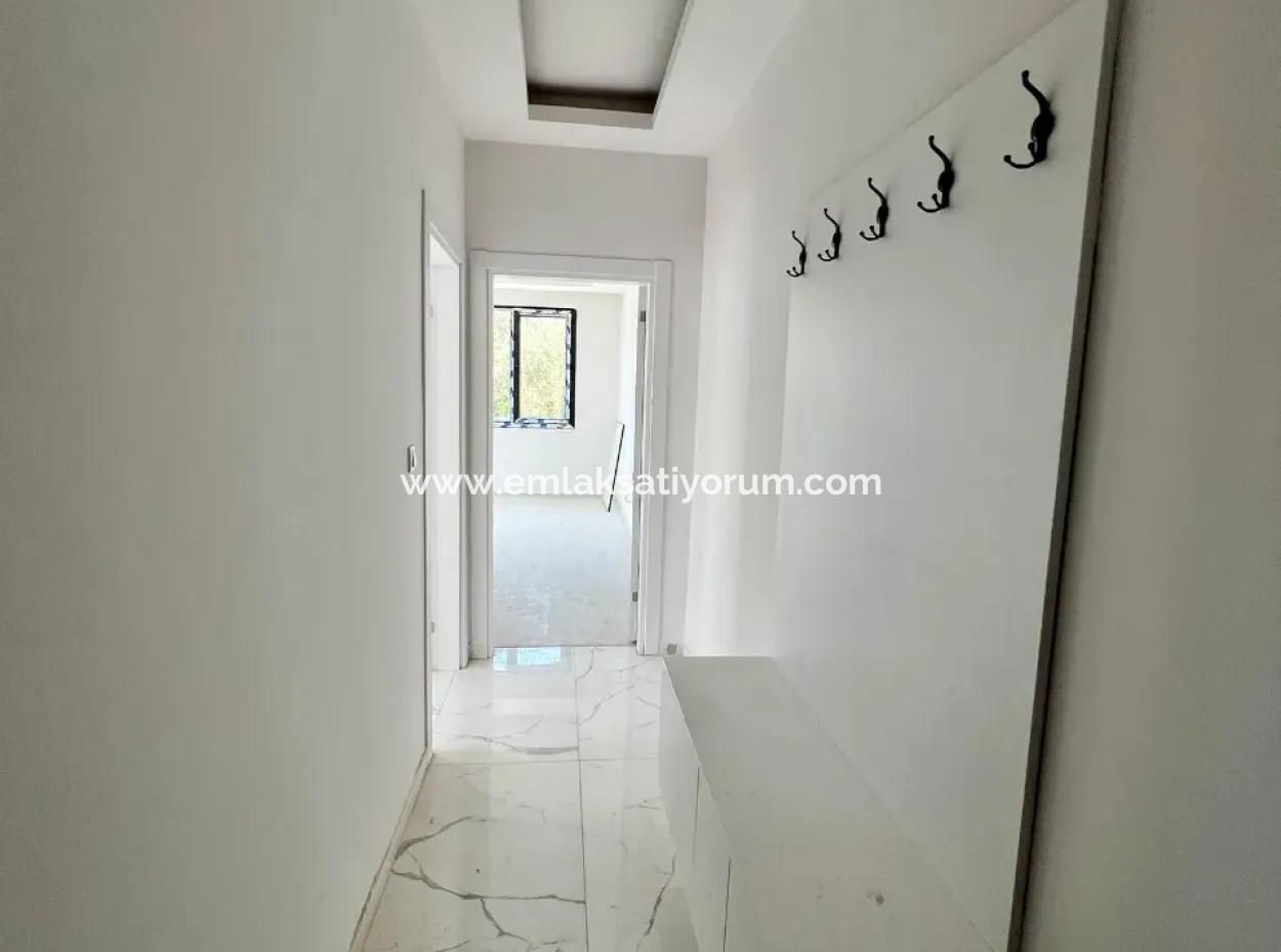 High Entrance 1 1 Apartment For Rent In Ortaca Karaburun