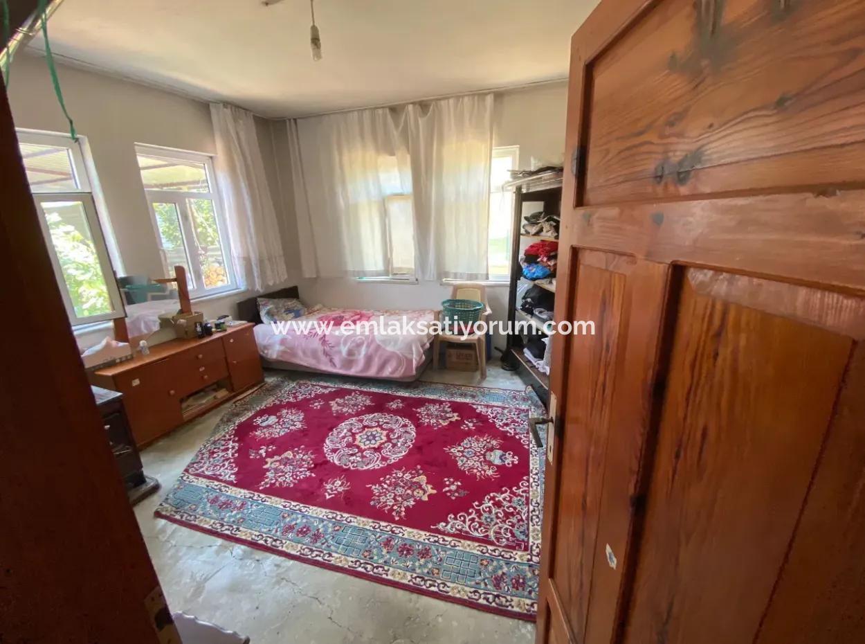 Detached House And Greenhouse For Sale In 5200 M2 Field In Ortaca Eskiköy