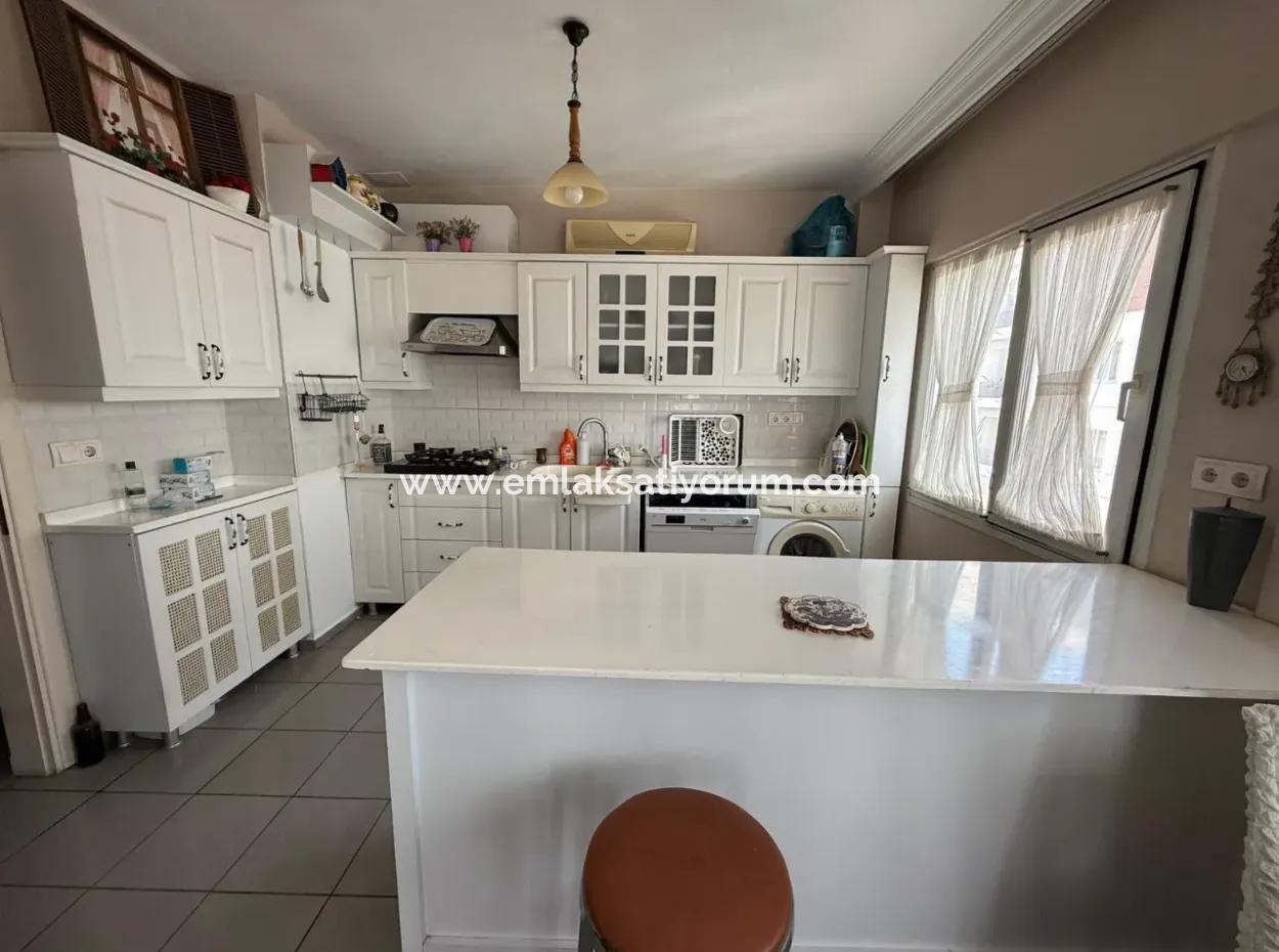 3 1 160M2 Closed Kitchen Flat For Sale In Ortaca Center.
