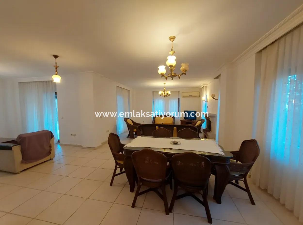 Furnished 3 1, 2 Duplexes, 1 Of Which Is Rented On A 700 M2 Plot With A Swimming Pool In Muğla Dalyan