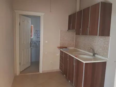 The Head Of The Corner, At The Edge Of The Carriageway Oriya Dalyan Rental Shop 120 M2